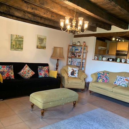 La Petite Maison De Vacances Oradour-Saint-Genest 外观 照片
